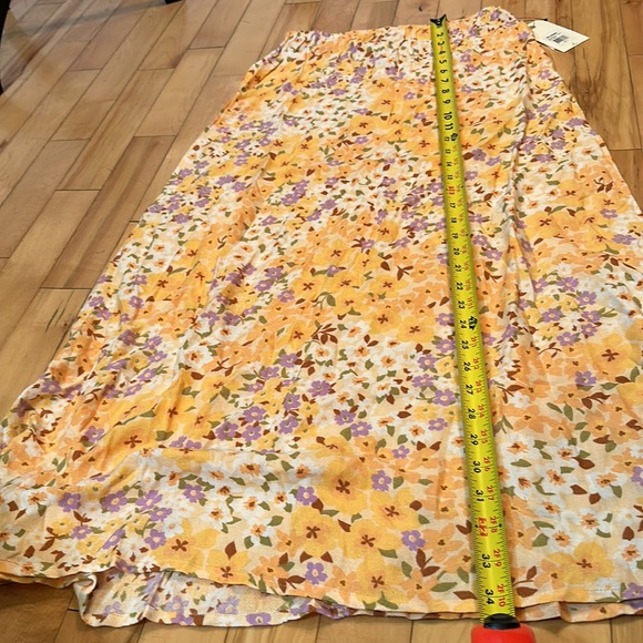 BNWT Billabong MIDI Moment Skirt - Picture 8 of 8